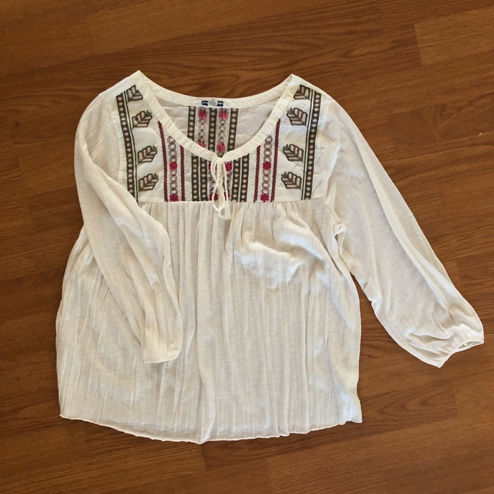 American Eagle Cream Long-sleeves Shirt